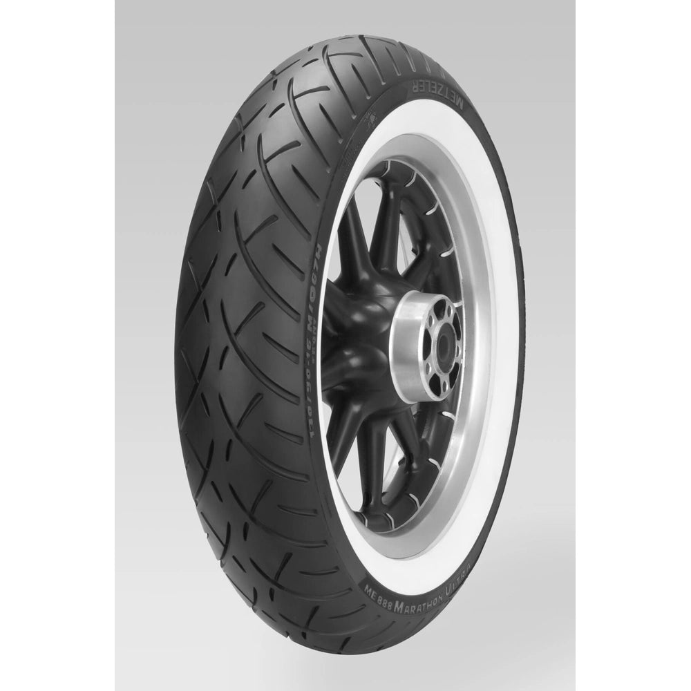 Metzeler ME 888 Marathon Ultra White Wall 130/80B17 65H TL – fordæk – originalt Metzeler MC-dæk med stabilitet, komfort og rolig kørefølelse.